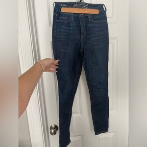 High rise universal threads dark wash skinny jeans size 27/4